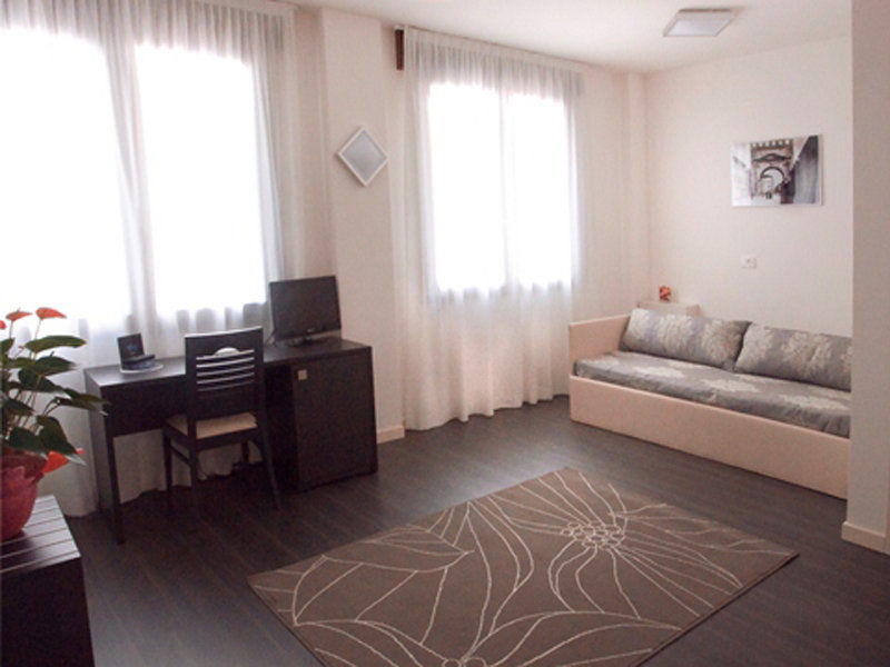 Hotel Giulio Cesare Rimini Buitenkant foto